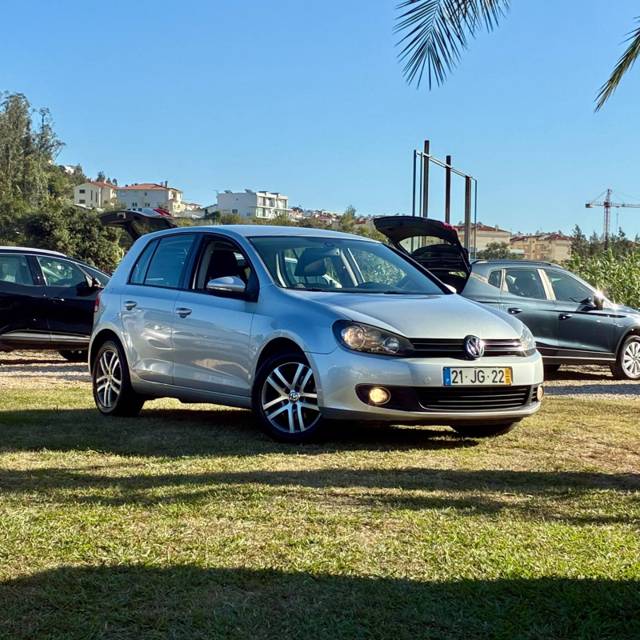 Volkswagen Golf VI